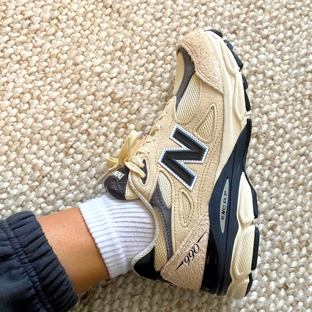 NEW BALANCE MADE BY TEDDY 990AD3 ‘moonbeam’ Men’s Size 7 / Women’s Size 8.5